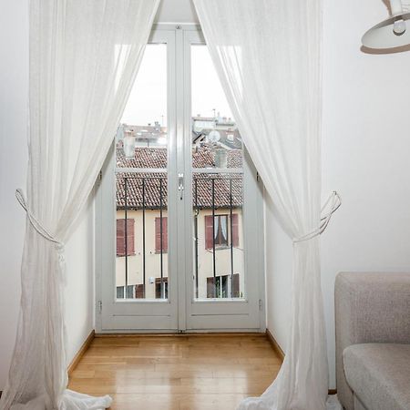 A Casa Nuccia Mansarda By Holiday Solutions โกโม ภายนอก รูปภาพ
